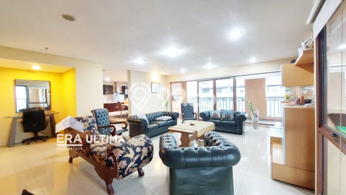 Apartemen Disewakan 3 Kamar Murah Siap Huni di Bandung, Luas 250m2 Apartemen Disewakan 3 Kamar Murah Siap Huni di Bandung, Luas 250m2
