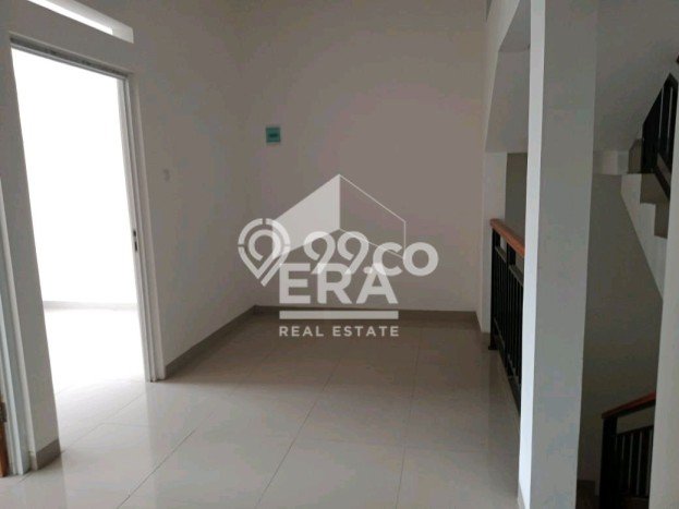 FOR RENT! Ruko di Buah Batu Cocok untuk Bisnis 125m2 FOR RENT! Ruko di Buah Batu Cocok untuk Bisnis 125m2