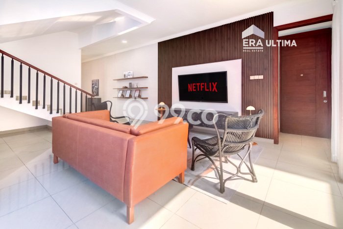 Rumah Mewah LB 350m2 Siap Pakai Desain Elegan di Setra Duta, Bandung Rumah Mewah LB 350m2 Siap Pakai Desain Elegan di Setra Duta, Bandung