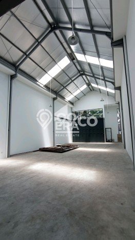 Disewakan Ruko di Pusat Kota Bandung Ramai Strategis Disewakan Ruko di Pusat Kota Bandung Ramai Strategis