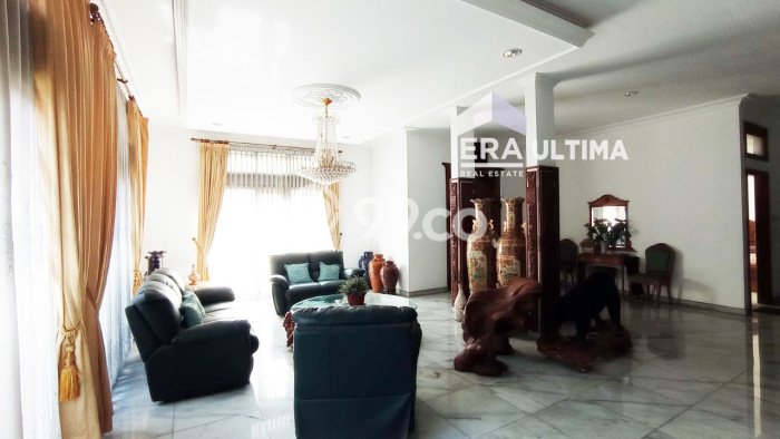 Dijual Rumah Premium dengan Fasilitas Sekitar Lengkap di Batununggal, Bandung Dijual Rumah Premium dengan Fasilitas Sekitar Lengkap di Batununggal, Bandung