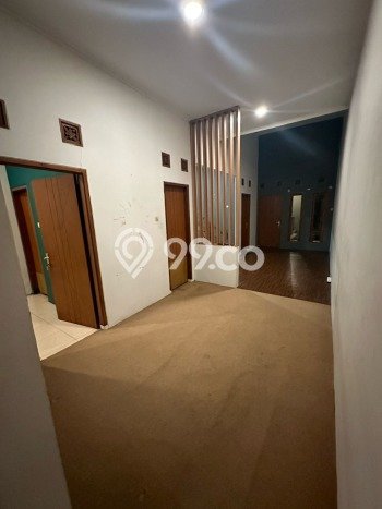 LISTING BARU! Rumah Strategis area Turangga, LT 137m2m² Bangunan 127m2m² LISTING BARU! Rumah Strategis area Turangga, LT 137m2m² Bangunan 127m2m²