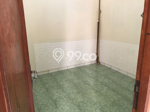 BEST PRICE! Rumah di Sarijadi, Dekat Pusat Kota, 1 KM, LT 70m² Bangunan 130m² BEST PRICE! Rumah di Sarijadi, Dekat Pusat Kota, 1 KM, LT 70m² Bangunan 130m²
