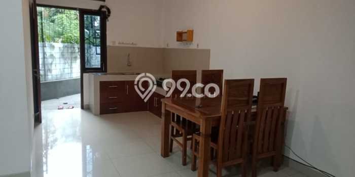UNIT LANGKA! Rumah kawasan , 2 KT, Pemandangan Kota, LT 90m2m² Bangunan 100m2m² UNIT LANGKA! Rumah kawasan , 2 KT, Pemandangan Kota, LT 90m2m² Bangunan 100m2m²
