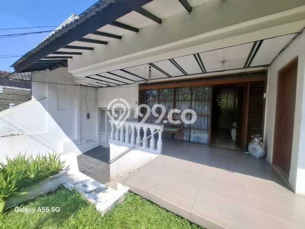 Rumah sewa siap huni 4 Kamar Tidur di Setiabudi, Bandung Rumah sewa siap huni 4 Kamar Tidur di Setiabudi, Bandung