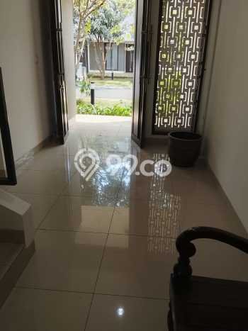 Disewakan! Rumah 3 Kamar Tidur &
3 Kamar Mandi di Summarecon Bandung, Bandung Disewakan! Rumah 3 Kamar Tidur &
3 Kamar Mandi di Summarecon Bandung, Bandung