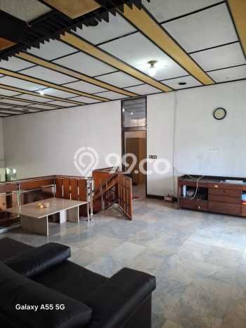 Rumah sewa siap huni 4 Kamar Tidur di Setiabudi, Bandung Rumah sewa siap huni 4 Kamar Tidur di Setiabudi, Bandung