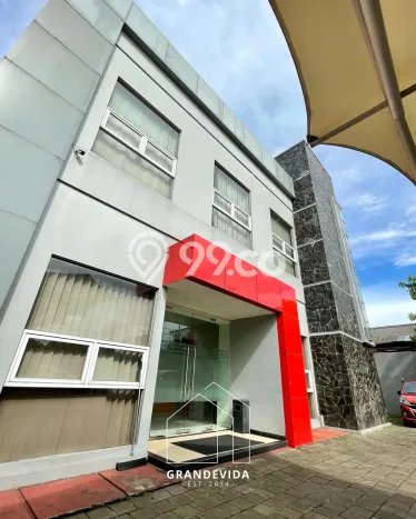 Unit Kantor Dijual di Jakarta Selatan LT 876m2 & LB 689m2 Unit Kantor Dijual di Jakarta Selatan LT 876m2 & LB 689m2