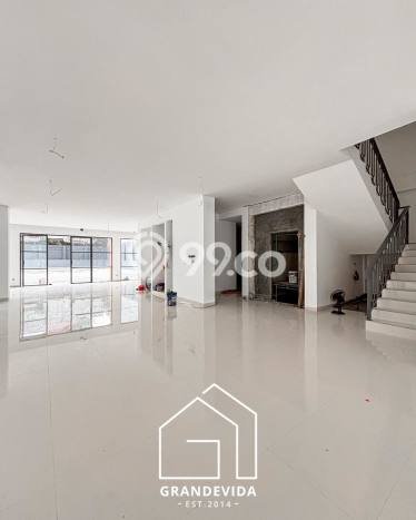 Kantor Dijual di Jakarta Selatan LT 1890m2 & LB 2000m2 Lokasi Terbaik! Kantor Dijual di Jakarta Selatan LT 1890m2 & LB 2000m2 Lokasi Terbaik!