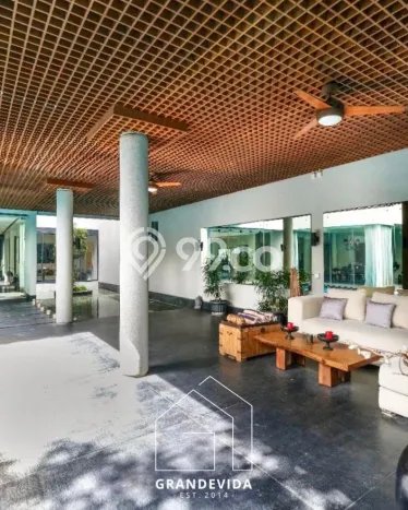 Dijual Rumah Mewah Elegan Dengan View Cantik di Kemang, Jakarta Selatan Dijual Rumah Mewah Elegan Dengan View Cantik di Kemang, Jakarta Selatan