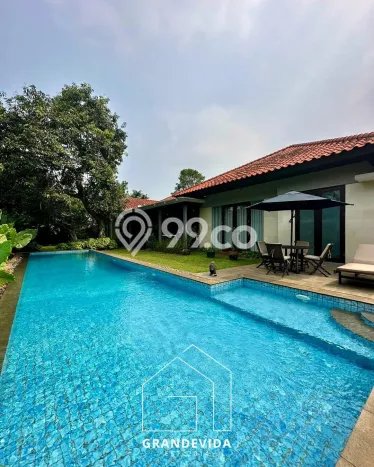 Hunian Elit LB 650m2 Siap Pakai Desain Elegan di Kemang, Jakarta Selatan Hunian Elit LB 650m2 Siap Pakai Desain Elegan di Kemang, Jakarta Selatan