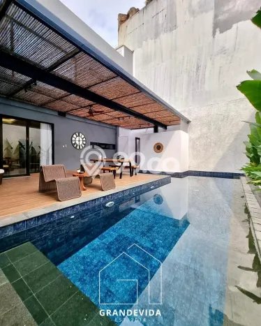 Hunian Mewah Dijual LT 440m2 di Cinere, Depok Hunian Mewah Dijual LT 440m2 di Cinere, Depok