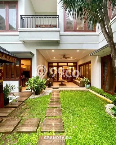 Rumah Eksklusif Dijual LT 717m2 di Menteng, Jakarta Pusat Rumah Eksklusif Dijual LT 717m2 di Menteng, Jakarta Pusat