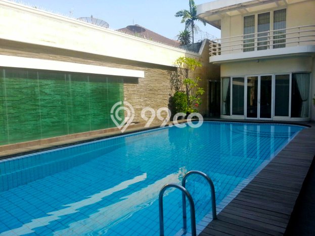 Hunian Mewah LB 900m2 Siap Pakai Desain Elegan di Pondok Indah, Jakarta Selatan Hunian Mewah LB 900m2 Siap Pakai Desain Elegan di Pondok Indah, Jakarta Selatan