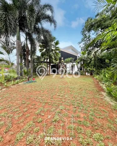 For Sale! Luxury House LT 588m2 Desain Elegan di Kuningan For Sale! Luxury House LT 588m2 Desain Elegan di Kuningan