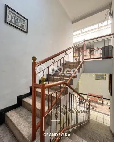 Unit Kost Dijual di Cilandak dengan 13 Kamar Tidur & Luas Bangunan 150m2 Unit Kost Dijual di Cilandak dengan 13 Kamar Tidur & Luas Bangunan 150m2