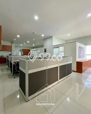 Unit Kantor Dijual di Jakarta Selatan LT 876m2 & LB 689m2 Unit Kantor Dijual di Jakarta Selatan LT 876m2 & LB 689m2