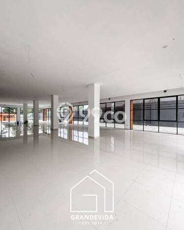 Kantor Dijual di Jakarta Selatan LT 1890m2 & LB 2000m2 Lokasi Terbaik! Kantor Dijual di Jakarta Selatan LT 1890m2 & LB 2000m2 Lokasi Terbaik!