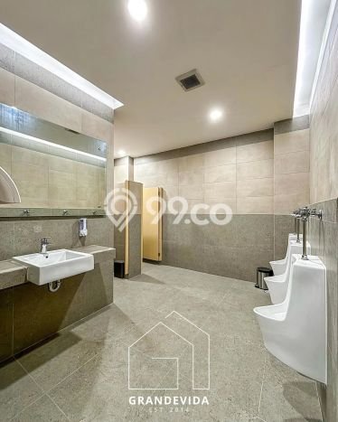 Unit Kantor Dijual di Jakarta Selatan LT 2400m2 & LB 10000m2 Unit Kantor Dijual di Jakarta Selatan LT 2400m2 & LB 10000m2