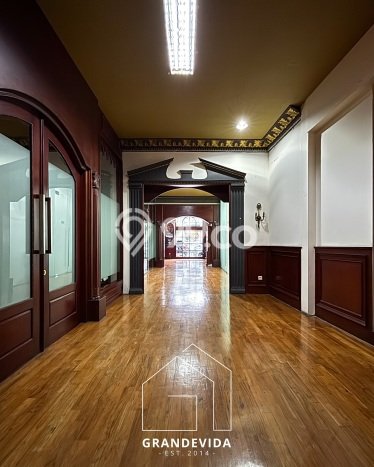 Unit Kantor Dijual di Jakarta Selatan LT 1380m2 & LB 1000m2 Unit Kantor Dijual di Jakarta Selatan LT 1380m2 & LB 1000m2