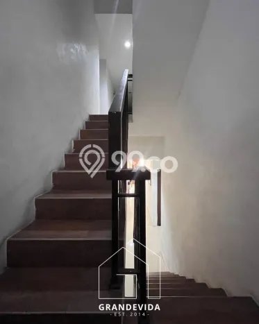 Kost Dijual di Kuningan dengan 37 KT dan Luas 786m2 Kost Dijual di Kuningan dengan 37 KT dan Luas 786m2