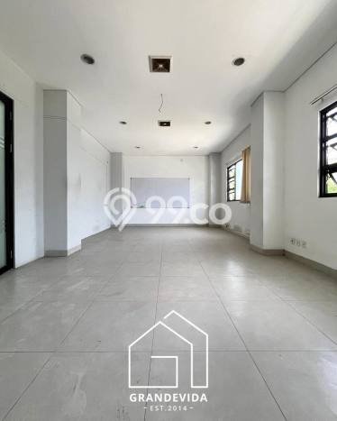 Kantor Dijual di Jakarta Selatan LT 1237m2 & LB 1000m2 Lokasi Terbaik! Kantor Dijual di Jakarta Selatan LT 1237m2 & LB 1000m2 Lokasi Terbaik!