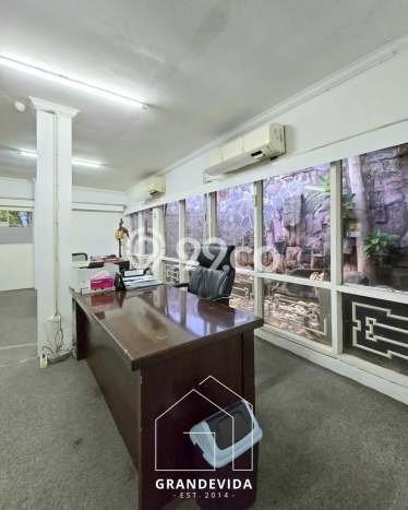 Unit Kantor Dijual di Jakarta Selatan LT 1065m2 & LB 500m2 Unit Kantor Dijual di Jakarta Selatan LT 1065m2 & LB 500m2