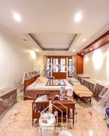 Rumah Elit Modern Tanpa Renovasi di Pondok Indah Jakarta Selatan Rumah Elit Modern Tanpa Renovasi di Pondok Indah Jakarta Selatan