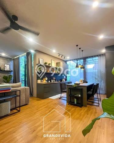 Hunian Elit LB 260m2 Siap Pakai Desain Elegan di Lebak Bulus, Jakarta Selatan Hunian Elit LB 260m2 Siap Pakai Desain Elegan di Lebak Bulus, Jakarta Selatan