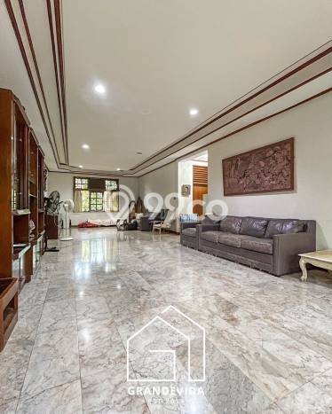 Hunian Eksklusif Dijual LT 885m2 di Menteng, Jakarta Pusat Hunian Eksklusif Dijual LT 885m2 di Menteng, Jakarta Pusat