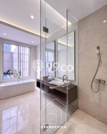 Jual Rumah Luas Elegan Dengan View Eksklusif di patra kuningan, Jakarta Selatan Jual Rumah Luas Elegan Dengan View Eksklusif di patra kuningan, Jakarta Selatan