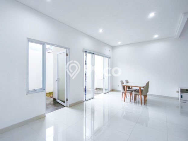 Rumah Minimalis 4 Kamar LT 120m2 di Sentul Rumah Minimalis 4 Kamar LT 120m2 di Sentul