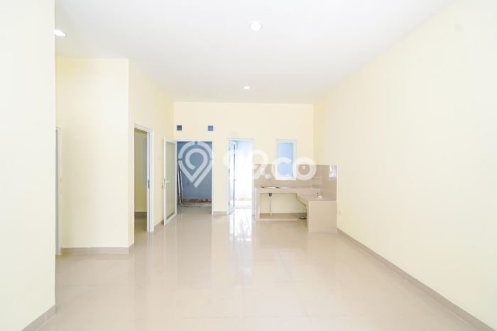 Dijual Rumah 3 Kamar Lokasi Strategis Nyaman dan Strategis di Serpong Dijual Rumah 3 Kamar Lokasi Strategis Nyaman dan Strategis di Serpong