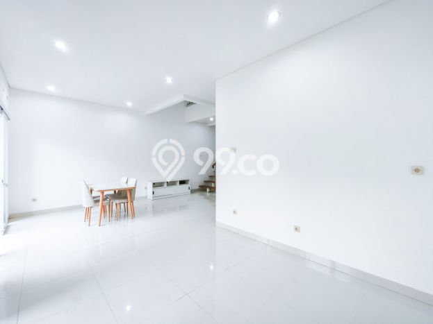 Rumah Minimalis 4 Kamar LT 120m2 di Sentul Rumah Minimalis 4 Kamar LT 120m2 di Sentul