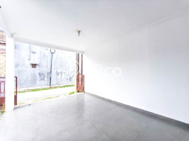 Dijual Rumah Strategis Bagus Punya 2 KT di Cipondoh Tangerang SHM Dijual Rumah Strategis Bagus Punya 2 KT di Cipondoh Tangerang SHM