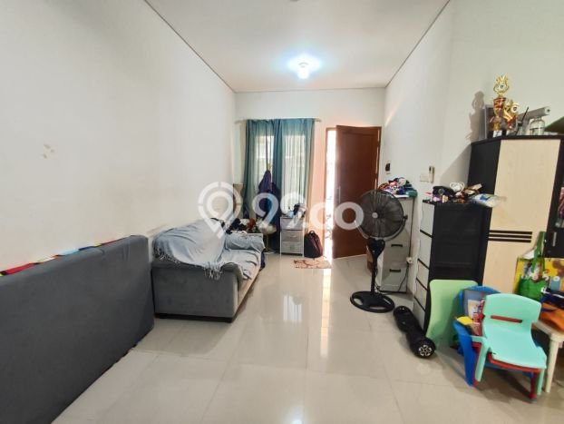 Rumah Strategis Minimalis Lb 137m2 di Beji, Depok Rumah Strategis Minimalis Lb 137m2 di Beji, Depok