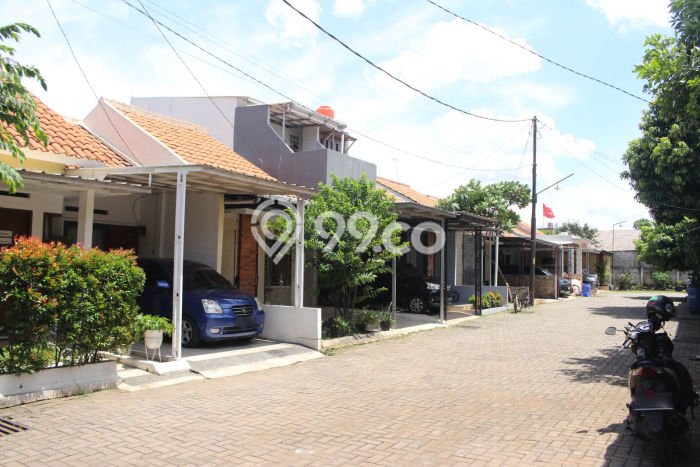 For Sale Rumah 2 Kamar Lokasi Ideal Bagus dan Strategis di Cimanggis For Sale Rumah 2 Kamar Lokasi Ideal Bagus dan Strategis di Cimanggis