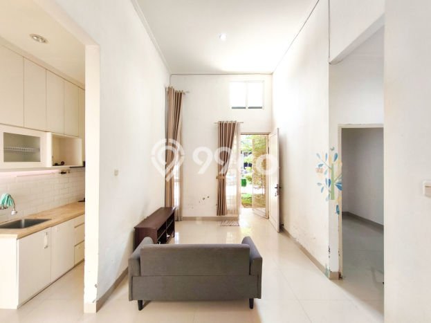 For Sale Rumah 2 Kamar Lokasi Ideal Bagus dan Strategis di Serpong For Sale Rumah 2 Kamar Lokasi Ideal Bagus dan Strategis di Serpong