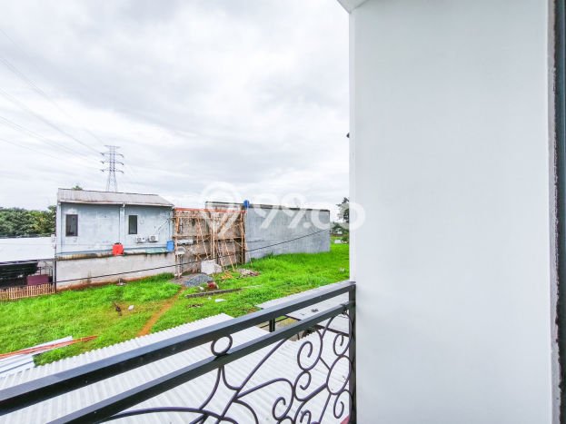 Rumah Modern Cantik 3 KT Bisa Langsung Pindah di Serpong Rumah Modern Cantik 3 KT Bisa Langsung Pindah di Serpong