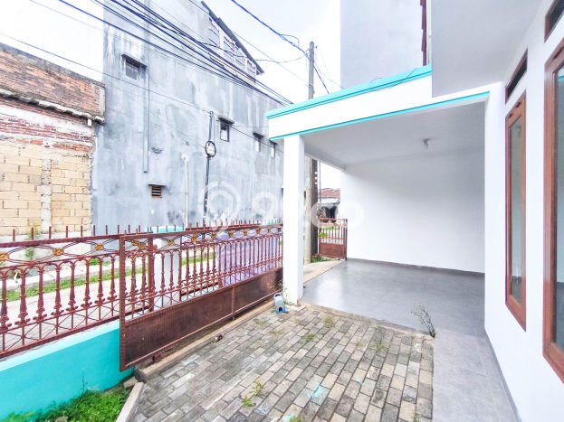 Dijual Rumah Strategis Bagus Punya 2 KT di Cipondoh Tangerang SHM Dijual Rumah Strategis Bagus Punya 2 KT di Cipondoh Tangerang SHM