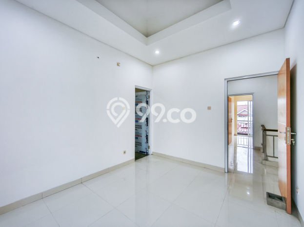 Rumah Minimalis 4 Kamar LT 120m2 di Sentul Rumah Minimalis 4 Kamar LT 120m2 di Sentul