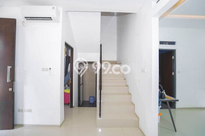 Rumah Modern 2 KT di BSD Tangerang Rumah Modern 2 KT di BSD Tangerang