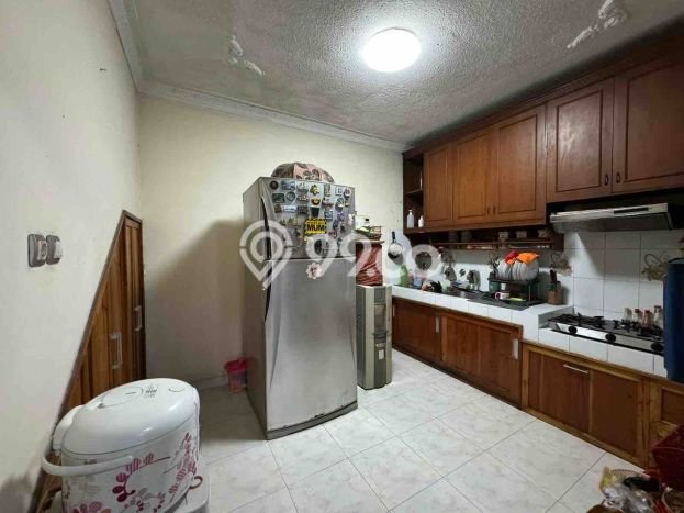 Hunian Mewah Dijual LT 180m2 di Cinere, Depok Hunian Mewah Dijual LT 180m2 di Cinere, Depok
