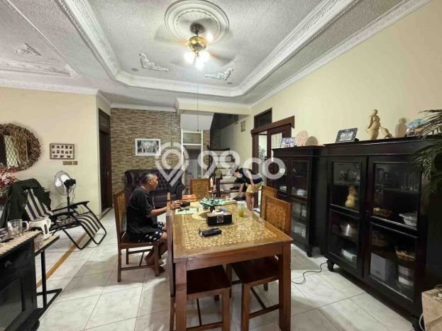 Hunian Mewah Dijual LT 180m2 di Cinere, Depok Hunian Mewah Dijual LT 180m2 di Cinere, Depok