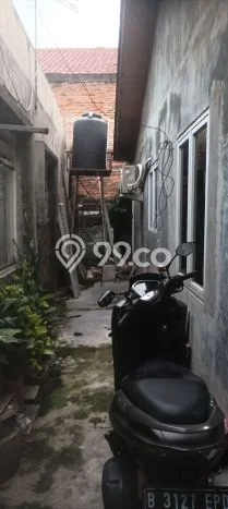 Siap Huni Rumah Mewah 7 Kamar di Kramat Jati Dekat ke Mana Pun Siap Huni Rumah Mewah 7 Kamar di Kramat Jati Dekat ke Mana Pun