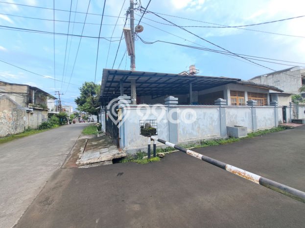 Rumah Strategis Modern Lb 140m2 di Pamulang, Tangerang Selatan Rumah Strategis Modern Lb 140m2 di Pamulang, Tangerang Selatan