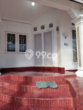 Jual Rumah Bagus Siap Huni LB 230m2 di Cimanggis, Depok Jual Rumah Bagus Siap Huni LB 230m2 di Cimanggis, Depok