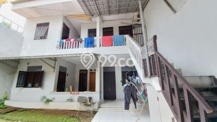 Rumah Eksklusif Dijual LT 270m2 di Kebon Jeruk, Jakarta Barat Rumah Eksklusif Dijual LT 270m2 di Kebon Jeruk, Jakarta Barat