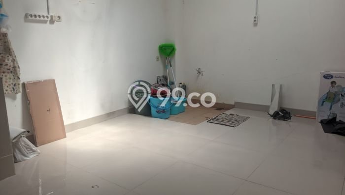 For Sale Hunian Rumah Nyaman 2 KT di Cibubur, Jakarta Timur For Sale Hunian Rumah Nyaman 2 KT di Cibubur, Jakarta Timur