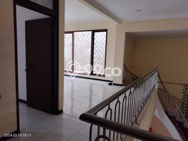 Rumah sewa siap huni 5 KT di Surabaya Kota, Surabaya Rumah sewa siap huni 5 KT di Surabaya Kota, Surabaya
